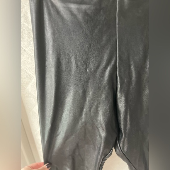 NWOT Commando Faux Leather Leggings - Picture 6 of 9